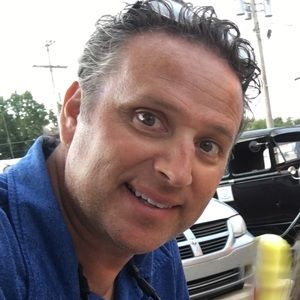 Meet your Posher, Damon